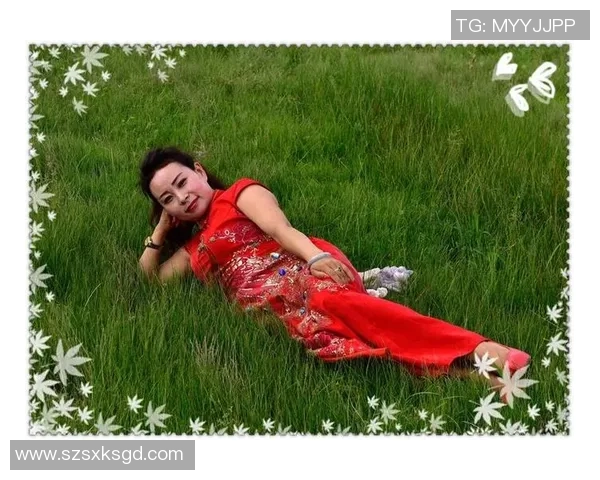 中国足球女球星高清风采展示展现坚韧与自信的精彩瞬间