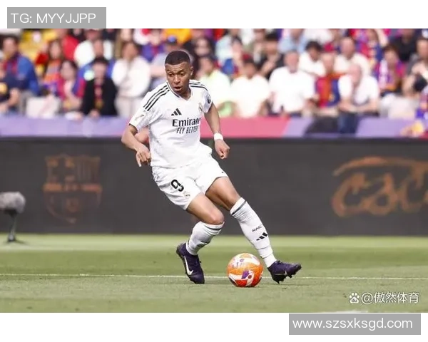 全球顶级足球球星联合出战打造梦幻阵容引发赛场风暴 全球顶级足球球星联合出战打造梦幻阵容引发赛场风暴