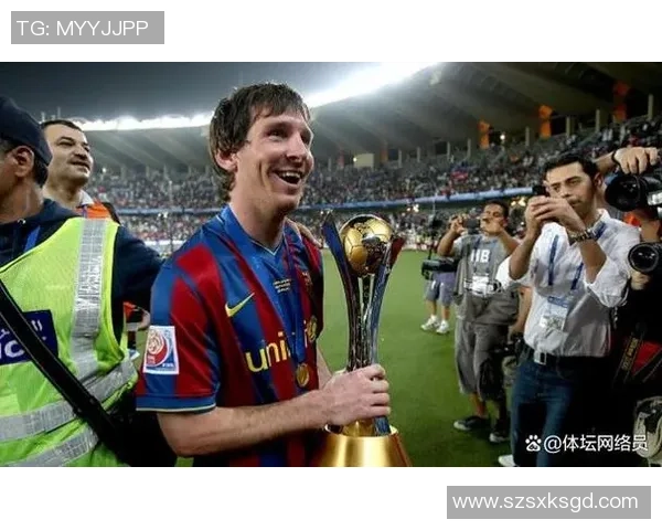 十年前的足球巨星回顾：他们如何定义了一个时代的绿茵风采