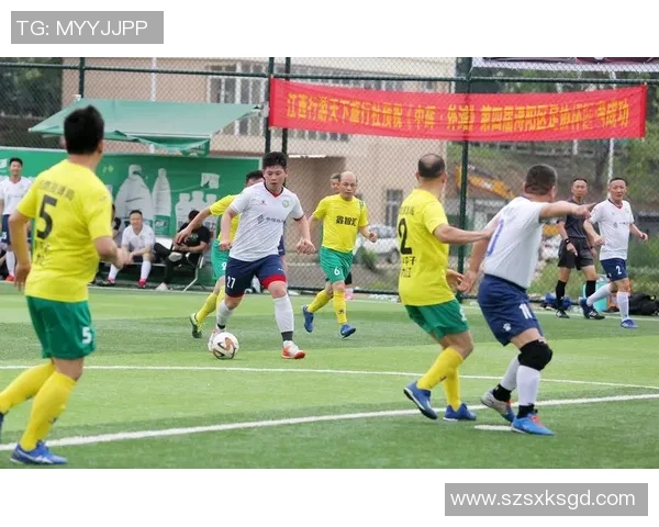 武威市足球明星赛：闪耀球场，激情碰撞