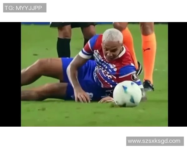 爆笑足球球星丑画盘点让你见识不一样的球场趣味