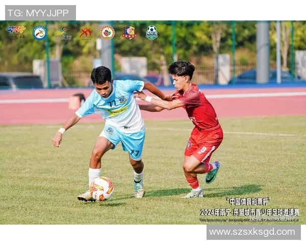 越南足球场上的小个子球星们技艺超群的故事与成就 越南足球场上的小个子球星们技艺超群的故事与成就