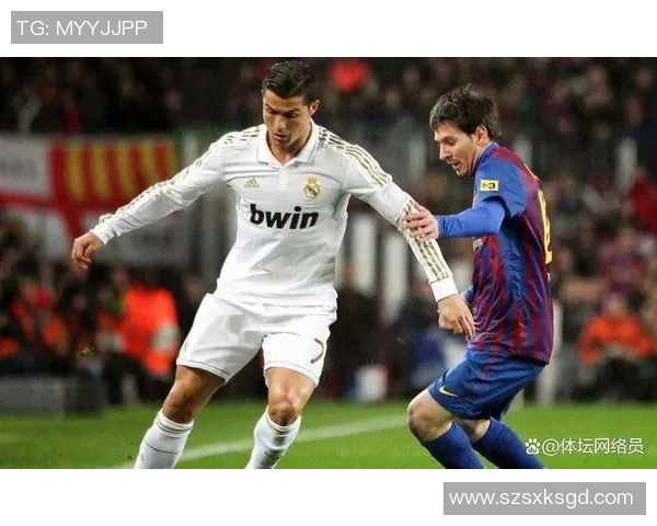 足球球星运球风格解析 从梅西到C罗的技术演变与独特魅力
