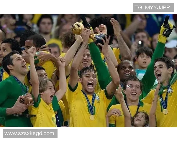 足球百大球星精彩回顾全程观看带你走进传奇球员的世界